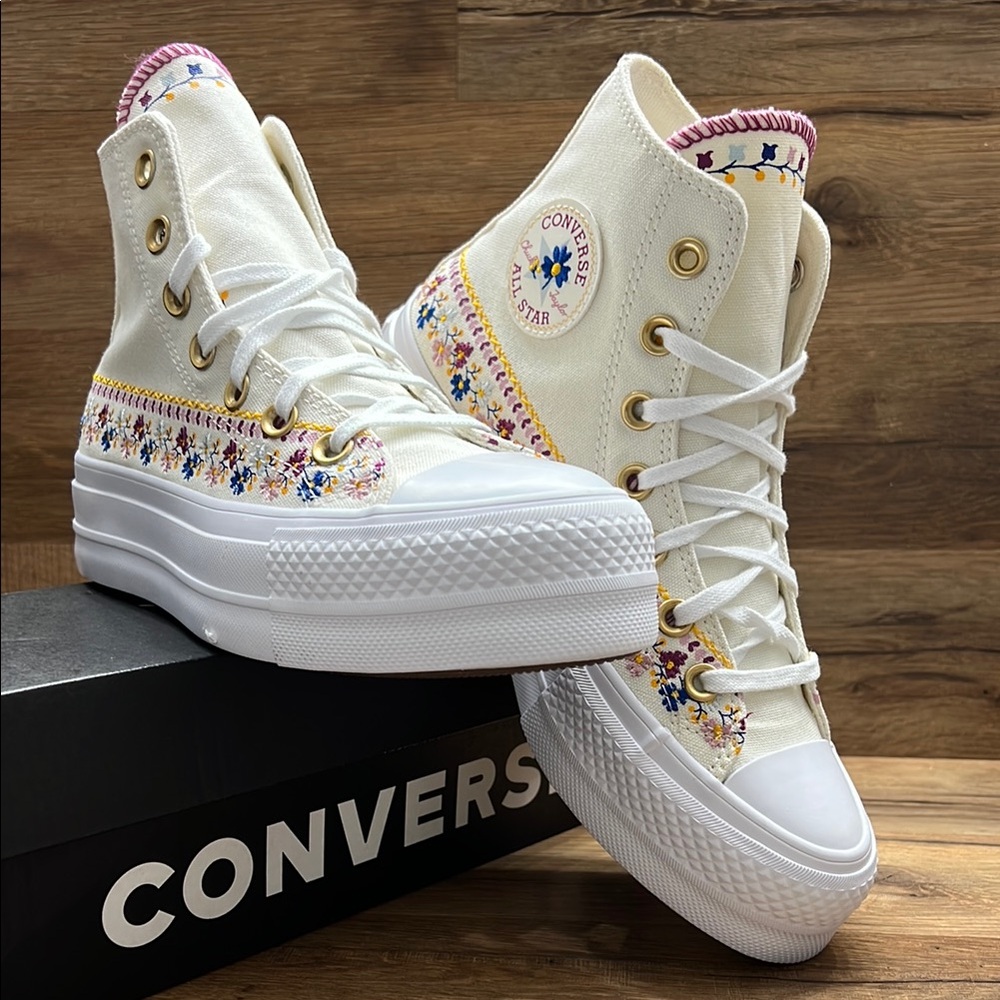 Converse White Pink Floral platform High-Top Sneakers